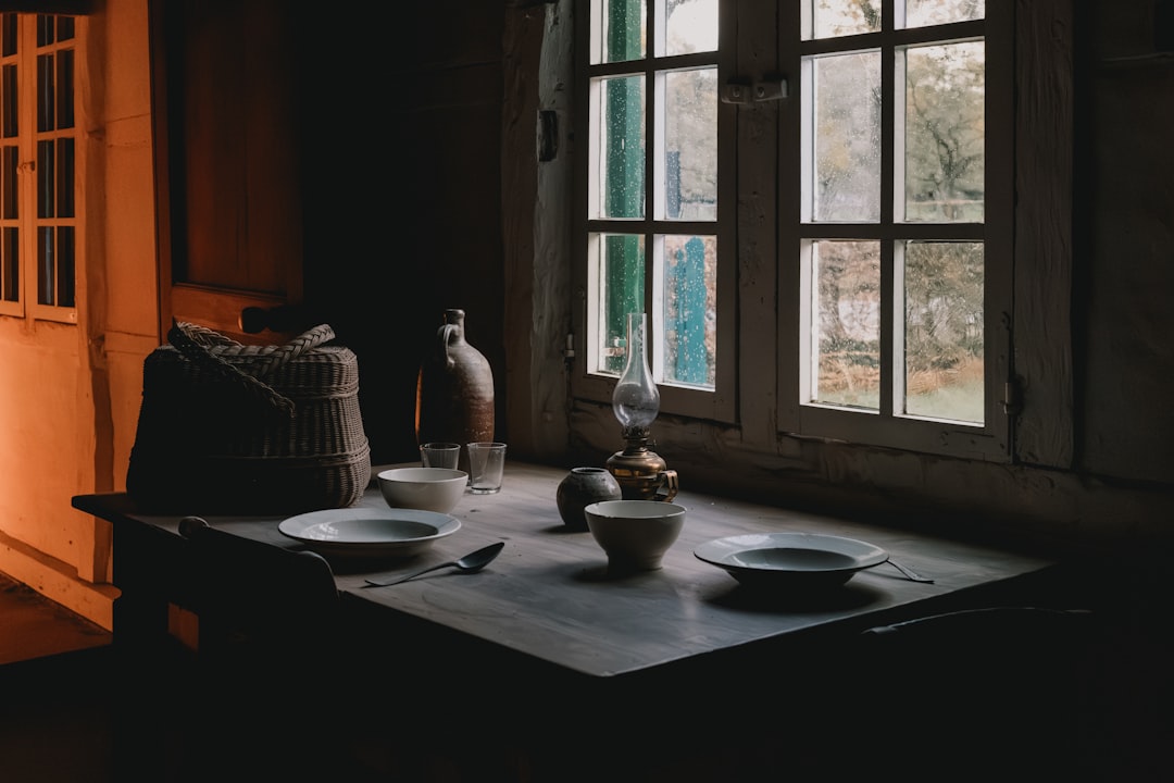 Photo ceramic table lamp