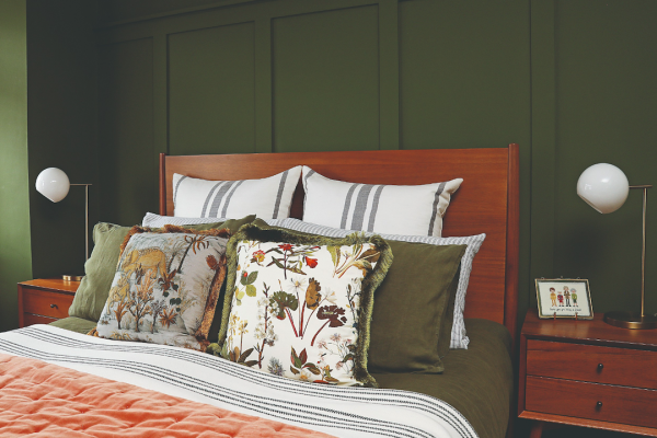 Cozy Up Your Bedroom with a Warm Ambient Bedside Table Lamp