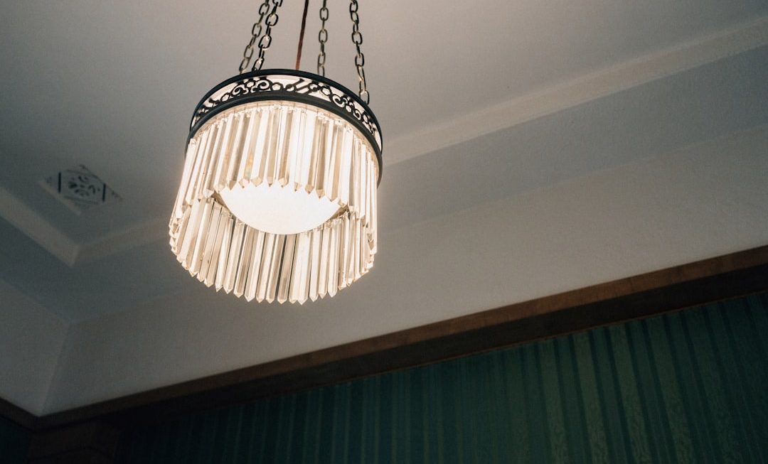 Photo chandelier lighting