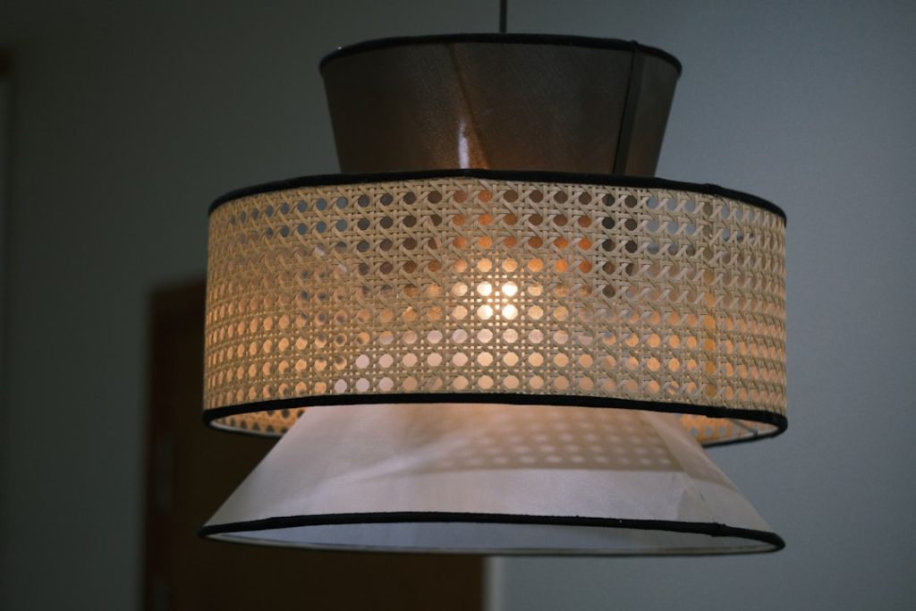 Photo rattan pendant light